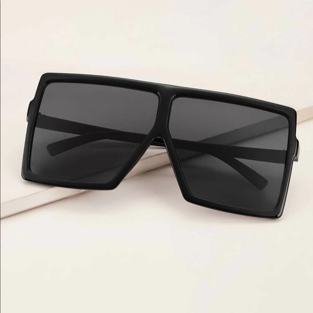 Black sunglasses
